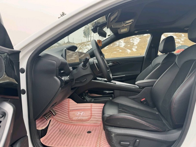 濮阳23年现代菲斯塔8