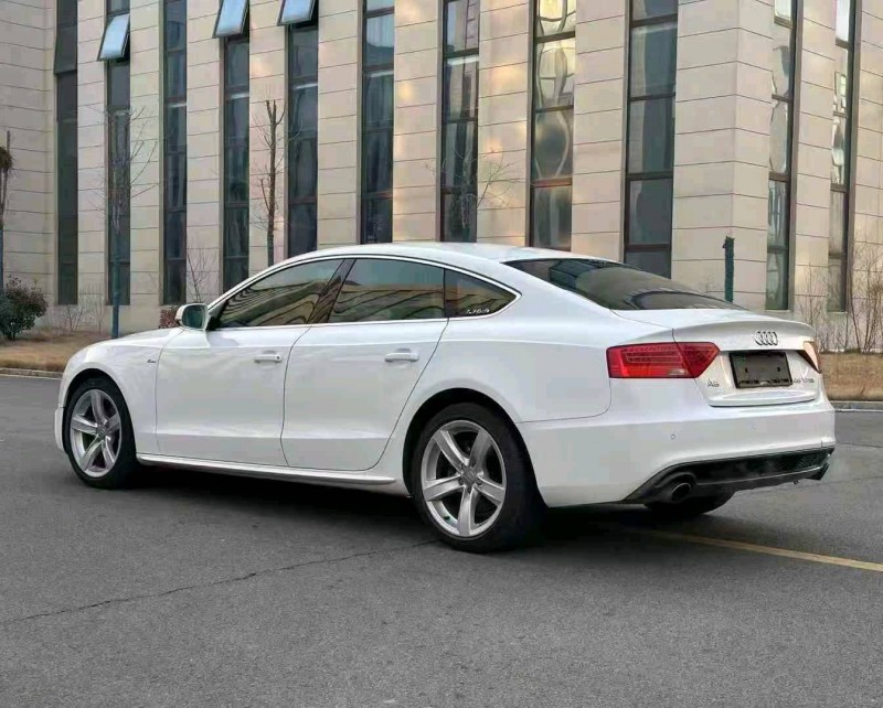 东营17年奥迪A57