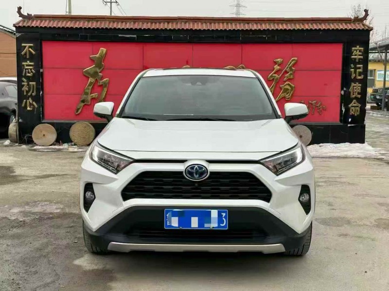 淄博23年丰田RAV4荣放1