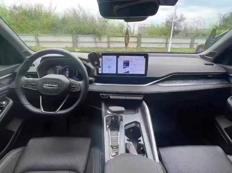 广州23年吉利星瑞9