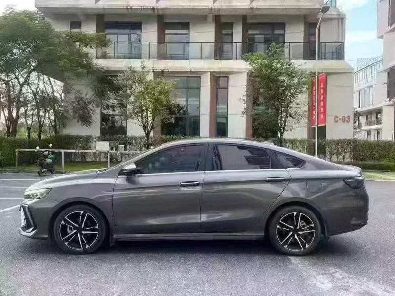 广州22年吉利缤瑞3