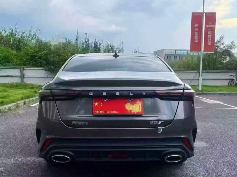 广州22年吉利缤瑞5