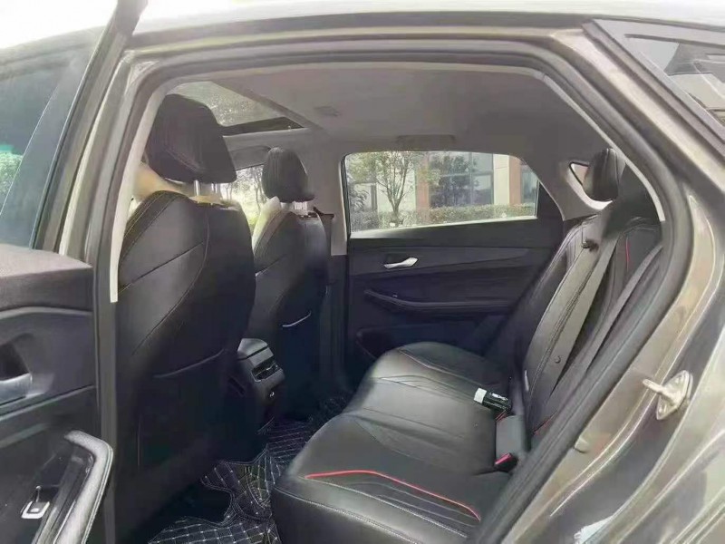 广州22年吉利缤瑞8