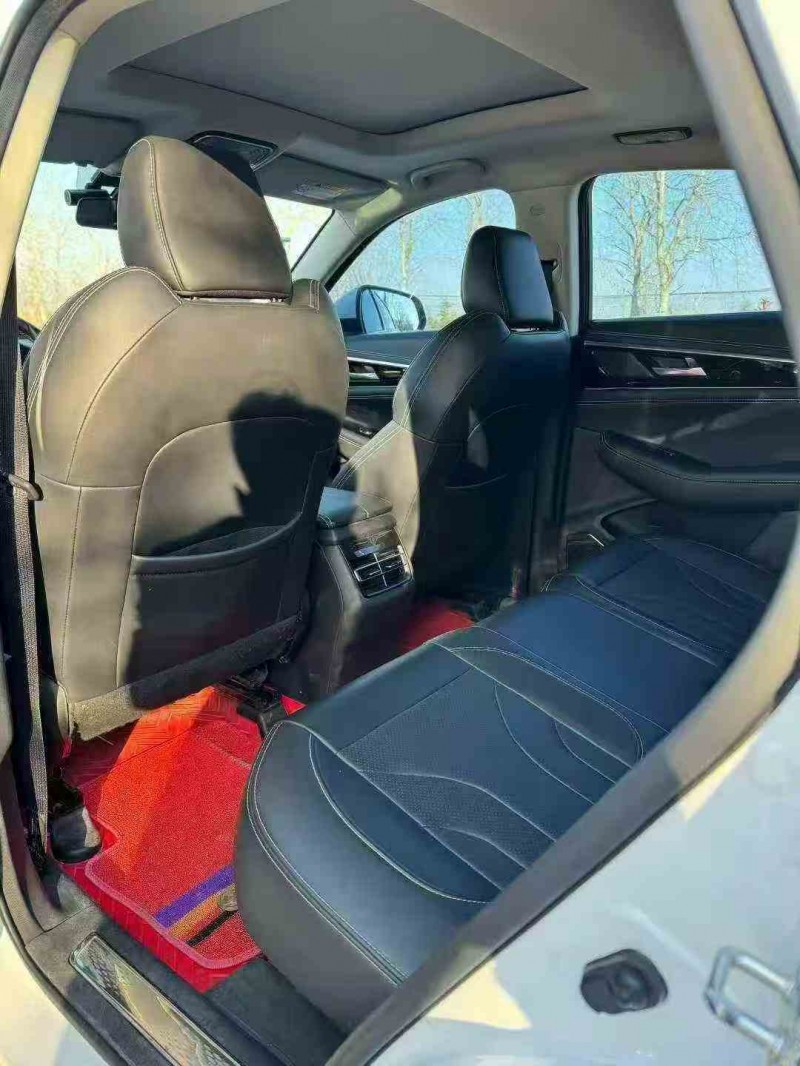 张家口21年长安汽车CS855