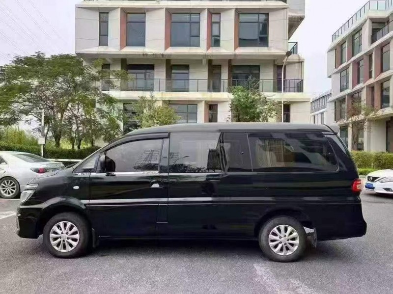 广州20年东风菱智3