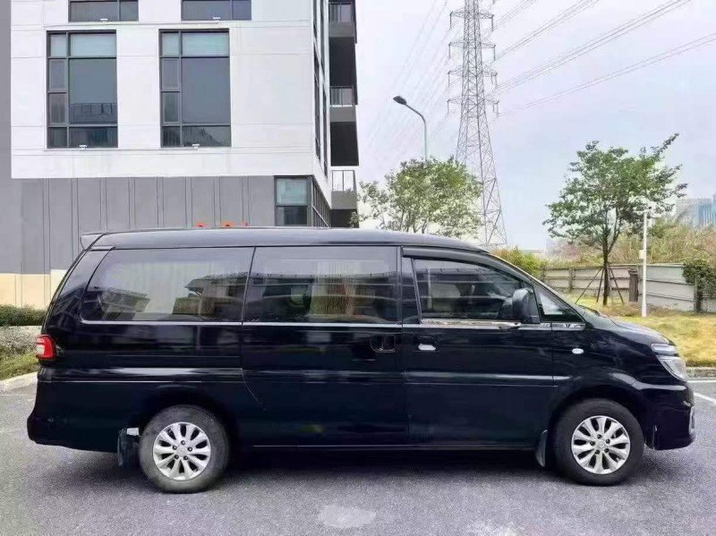 广州20年东风菱智6