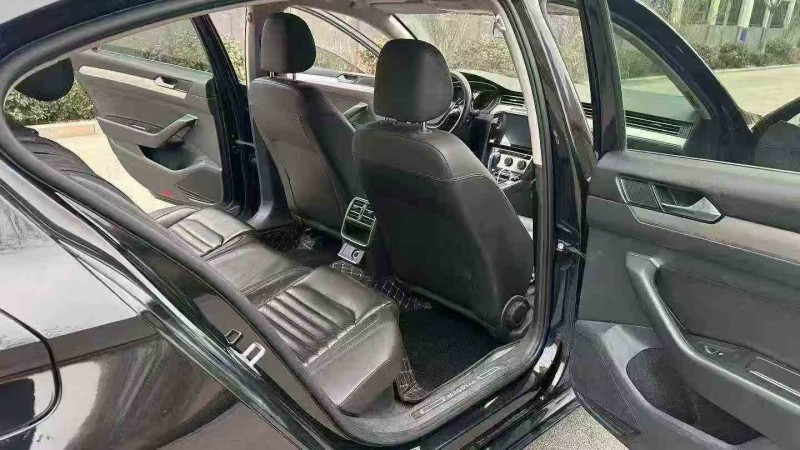 枣庄17年大众迈腾6