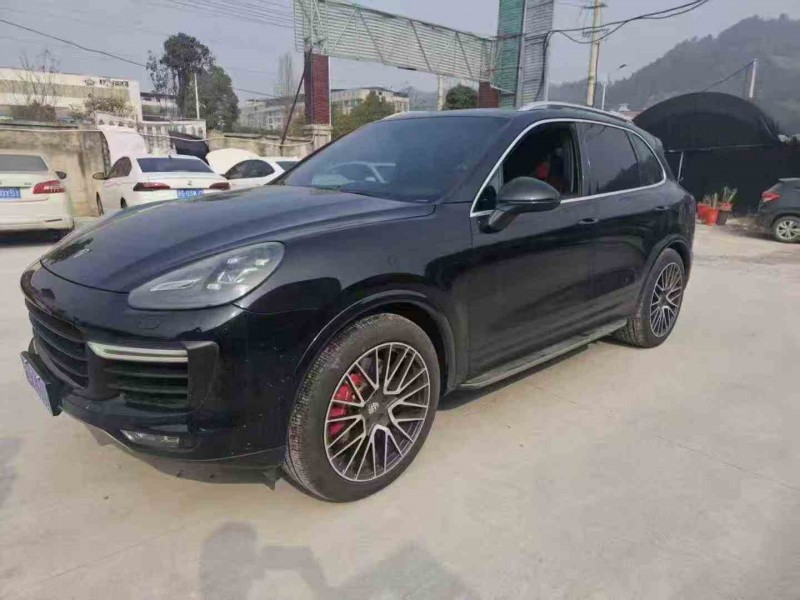 湘潭16年保时捷卡宴3