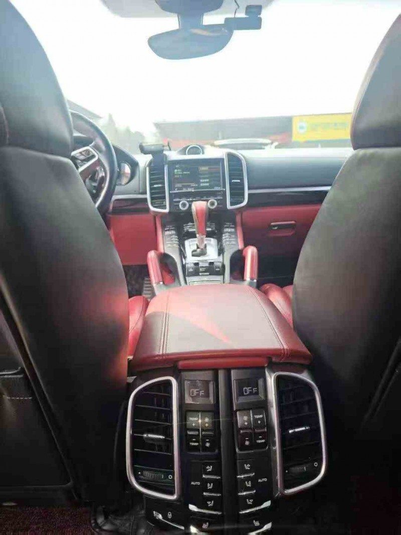 湘潭16年保时捷卡宴4