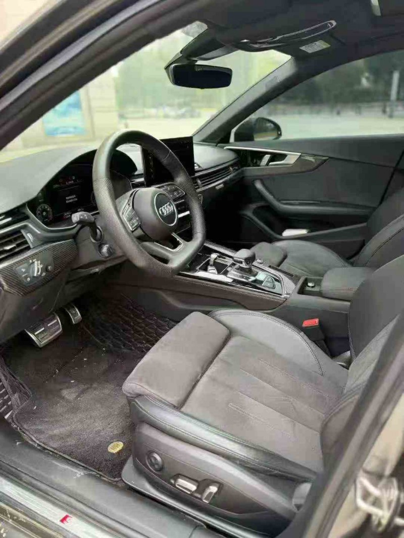 赣州24年奥迪A4L4