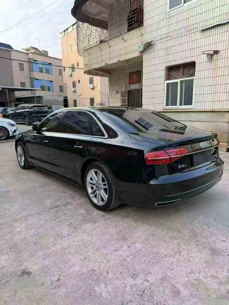 莆田17年奥迪A8L7