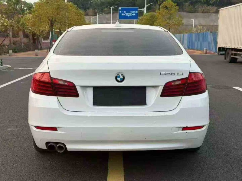 三明15年宝马5系9