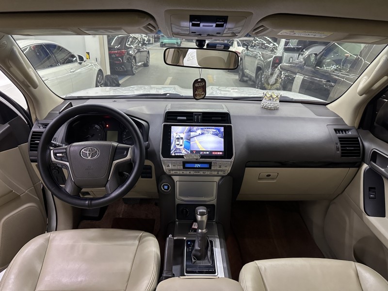 深圳19年丰田普拉多5