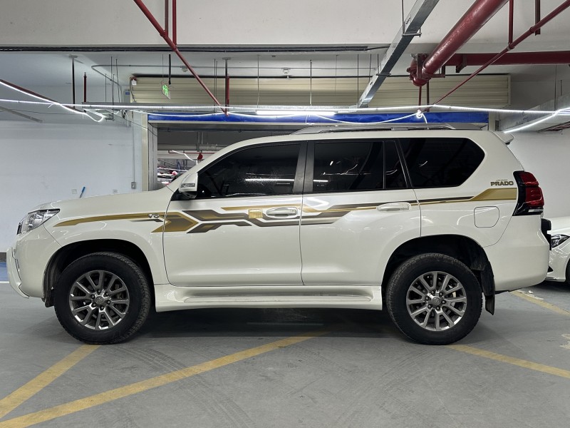 深圳19年丰田普拉多8