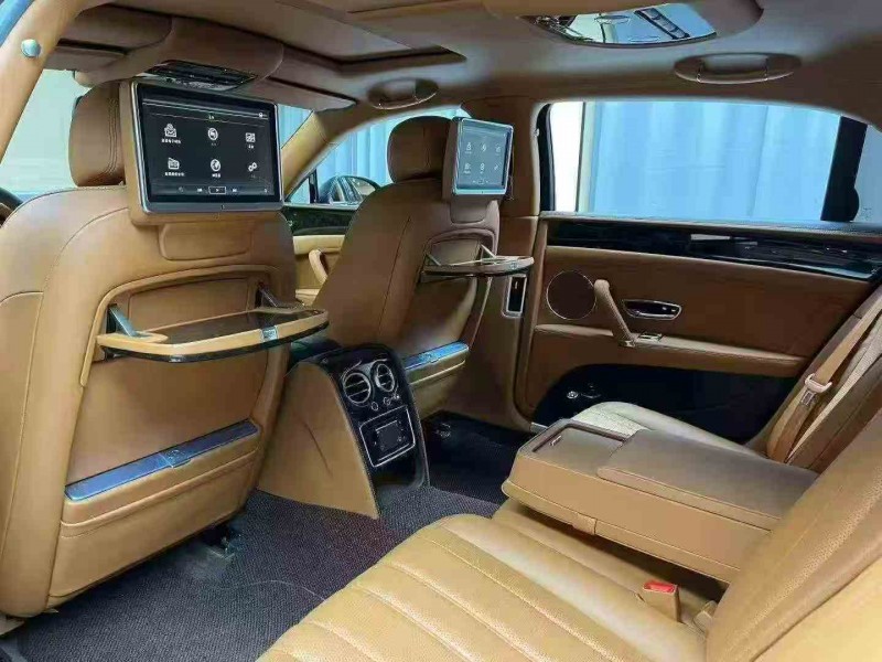 南平15年宾利飞驰7