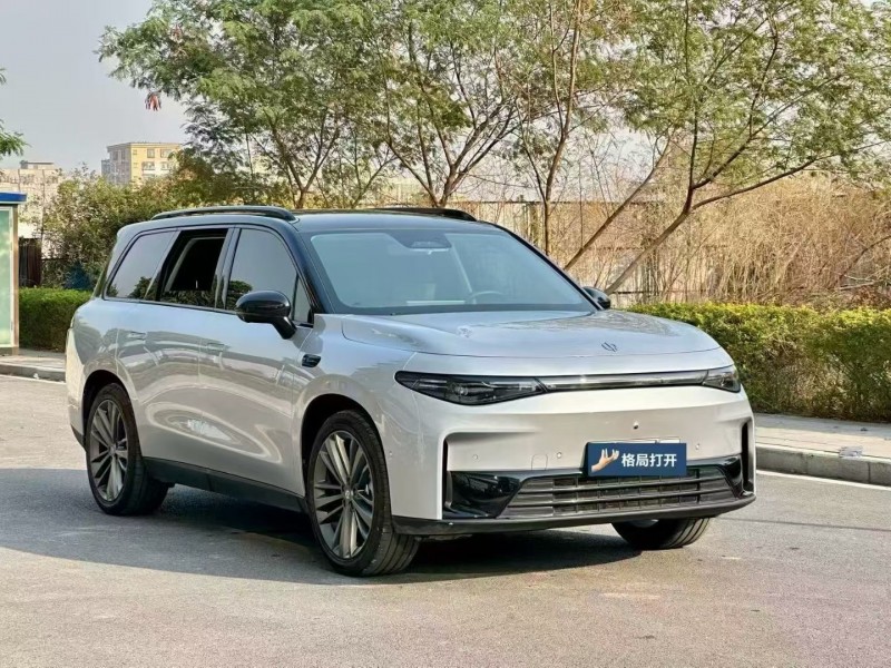 东莞24年零跑汽车C163