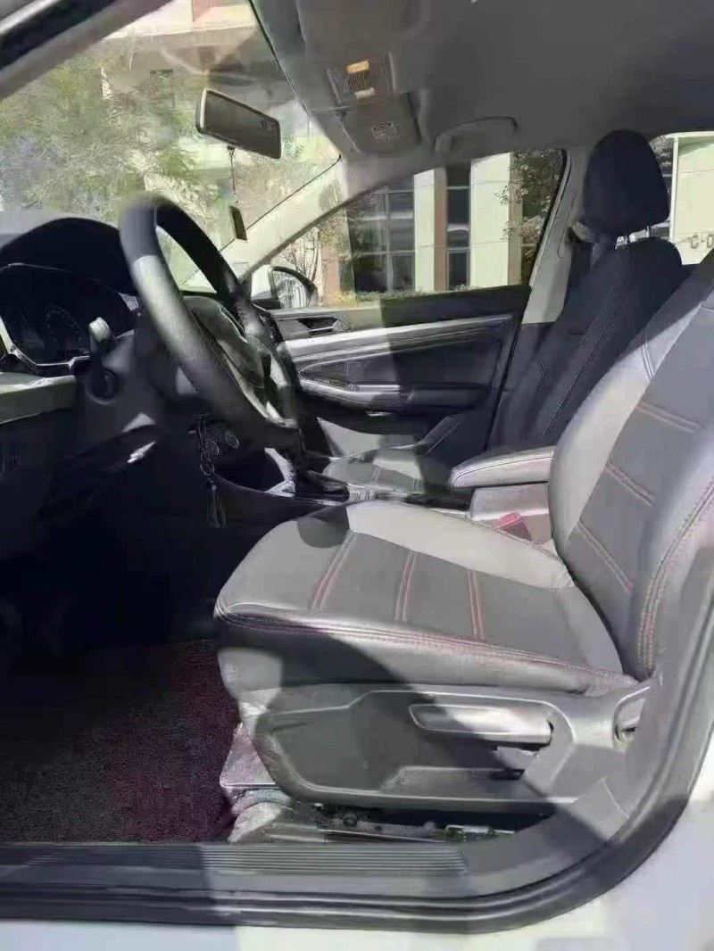 广州21年大众宝来5