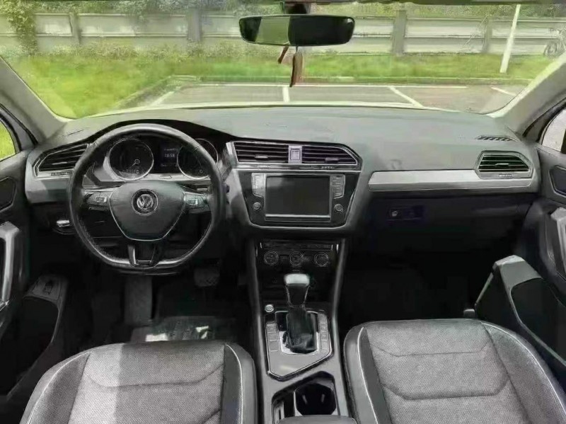 广州17年大众途观4