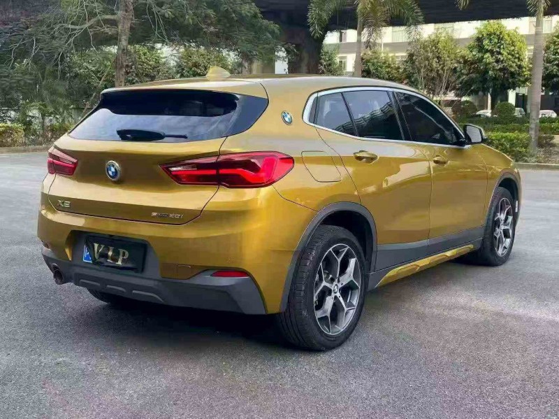 三明19年宝马X28