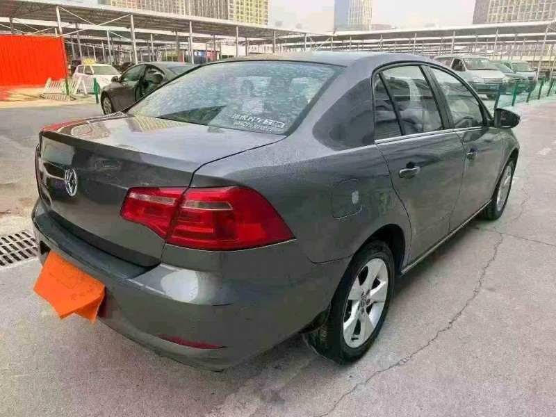 武汉14年大众宝来4