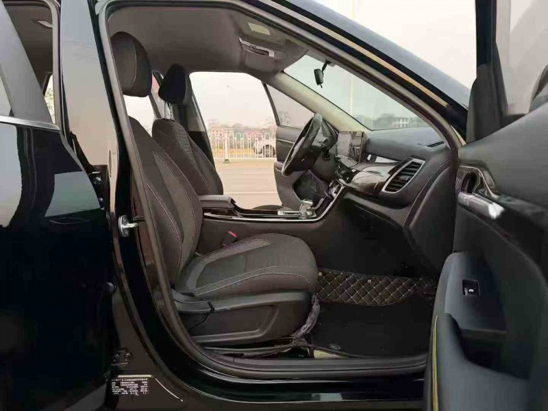 衡阳23年起亚赛拉图5