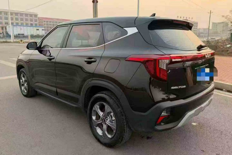 衡阳23年起亚赛拉图8