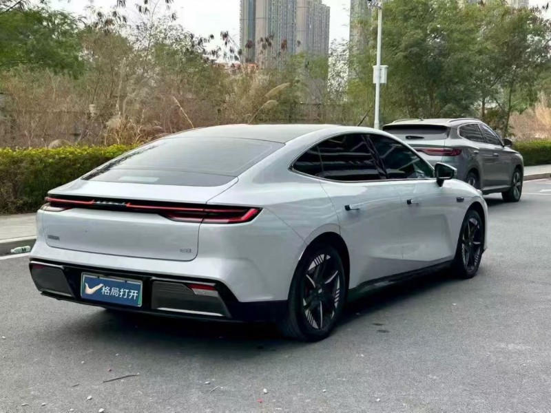 东莞24年吉利银河8