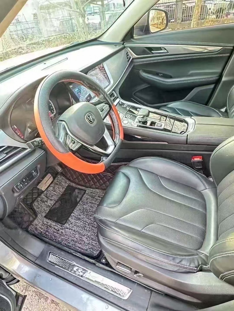 菏泽19年长安汽车CS856