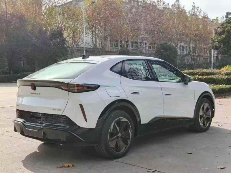 新乡25年大众ID8