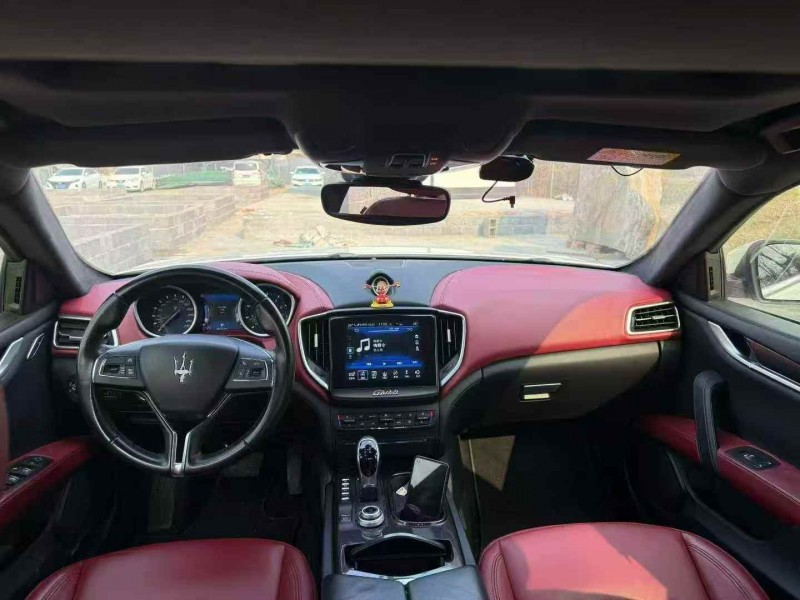 济宁17年玛莎拉蒂Ghibli4