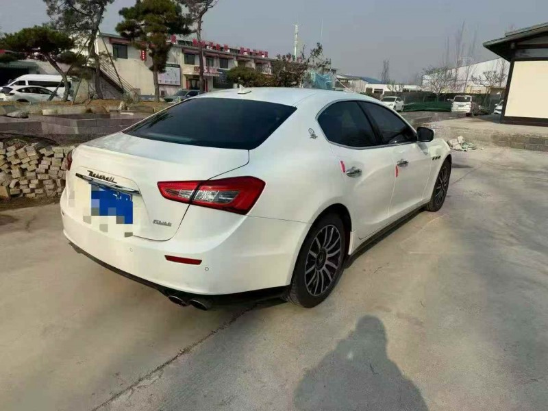 济宁17年玛莎拉蒂Ghibli8