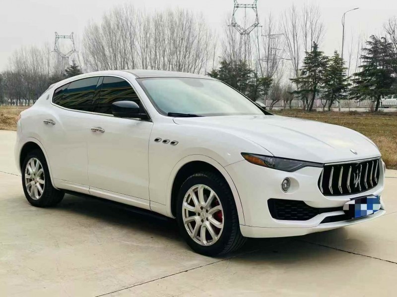 枣庄18年玛莎拉蒂Levante2