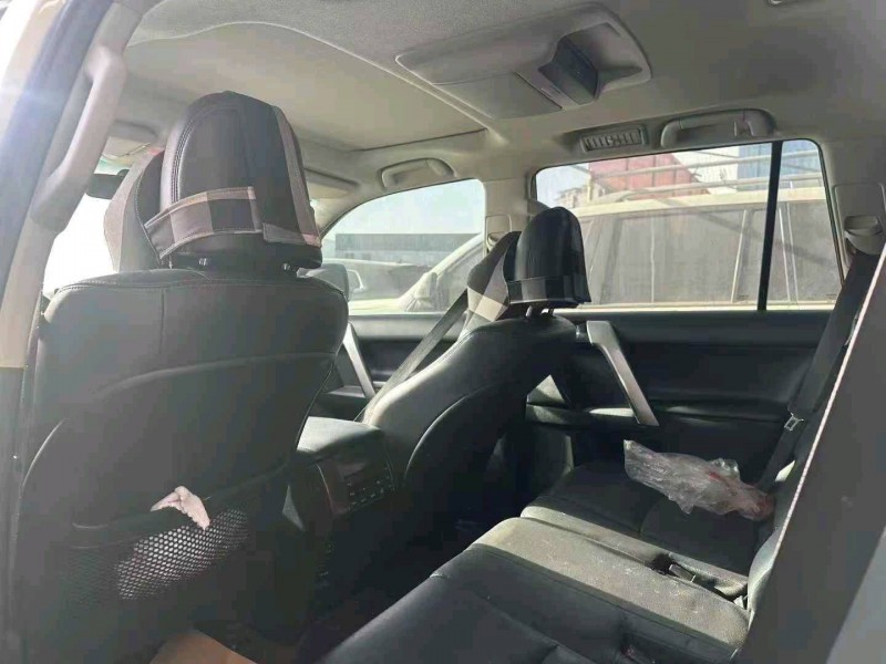 榆林16年丰田普拉多2