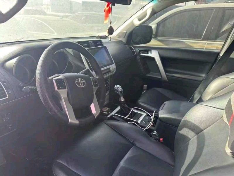 榆林16年丰田普拉多4