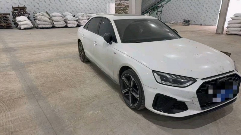 合肥25年奥迪A4L2