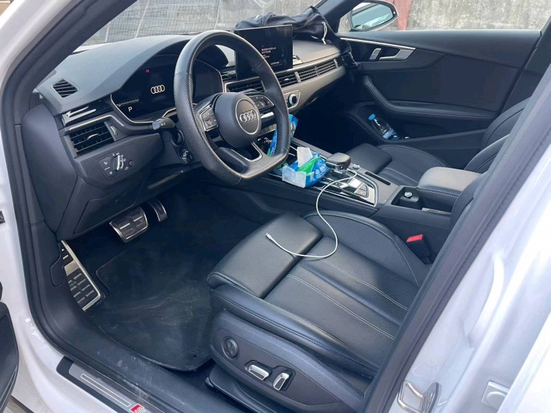 娄底25年奥迪A4L3