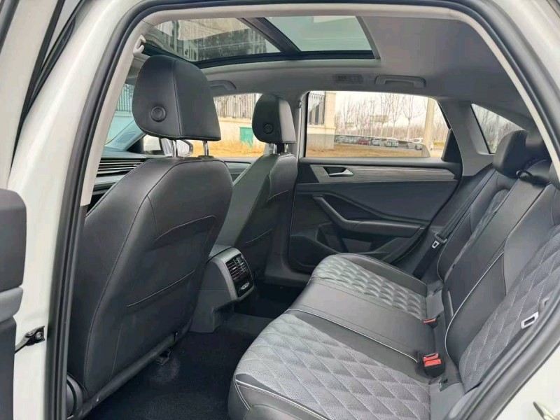 苏州23年大众速腾8