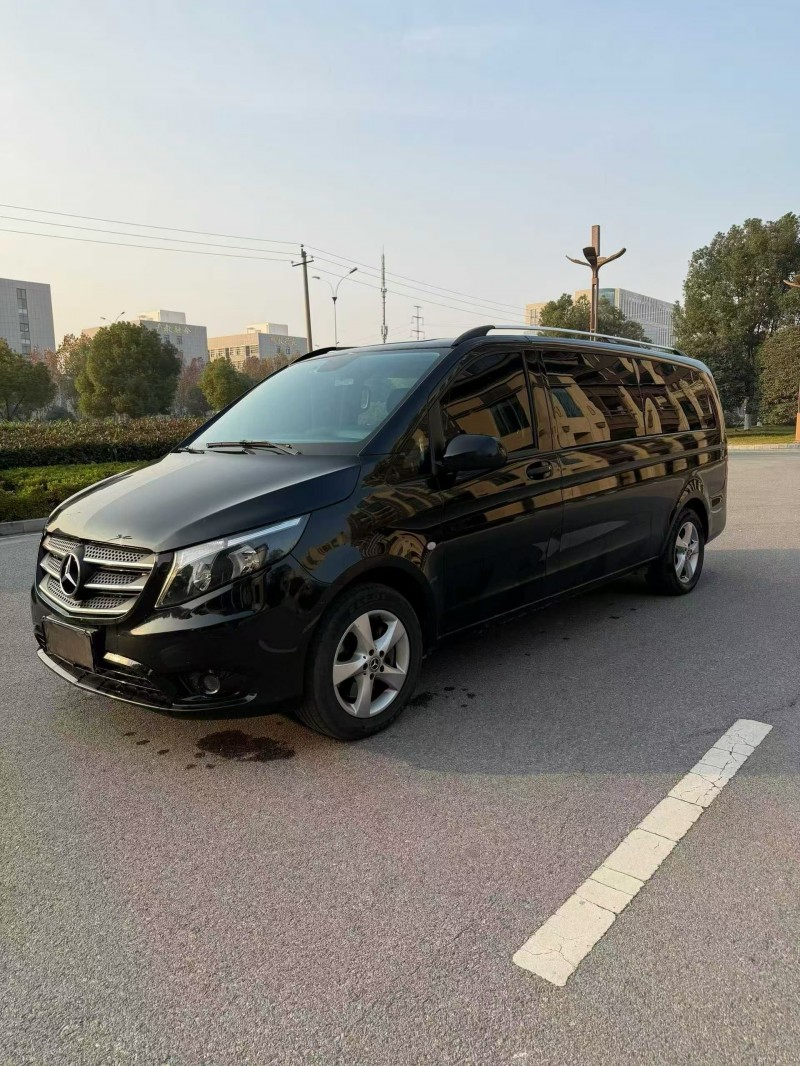 安阳20年奔驰威霆4