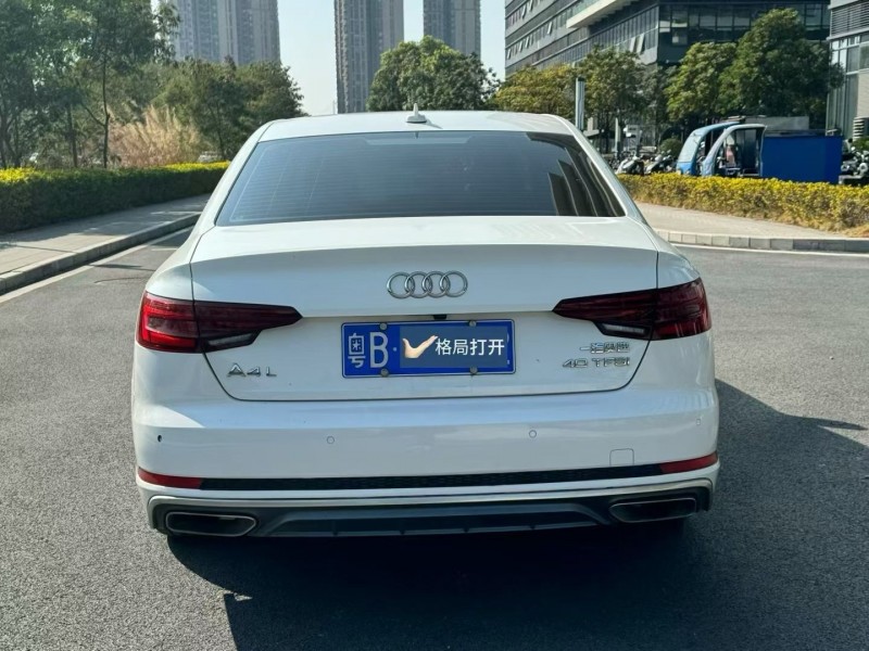 东莞19年奥迪A4L9