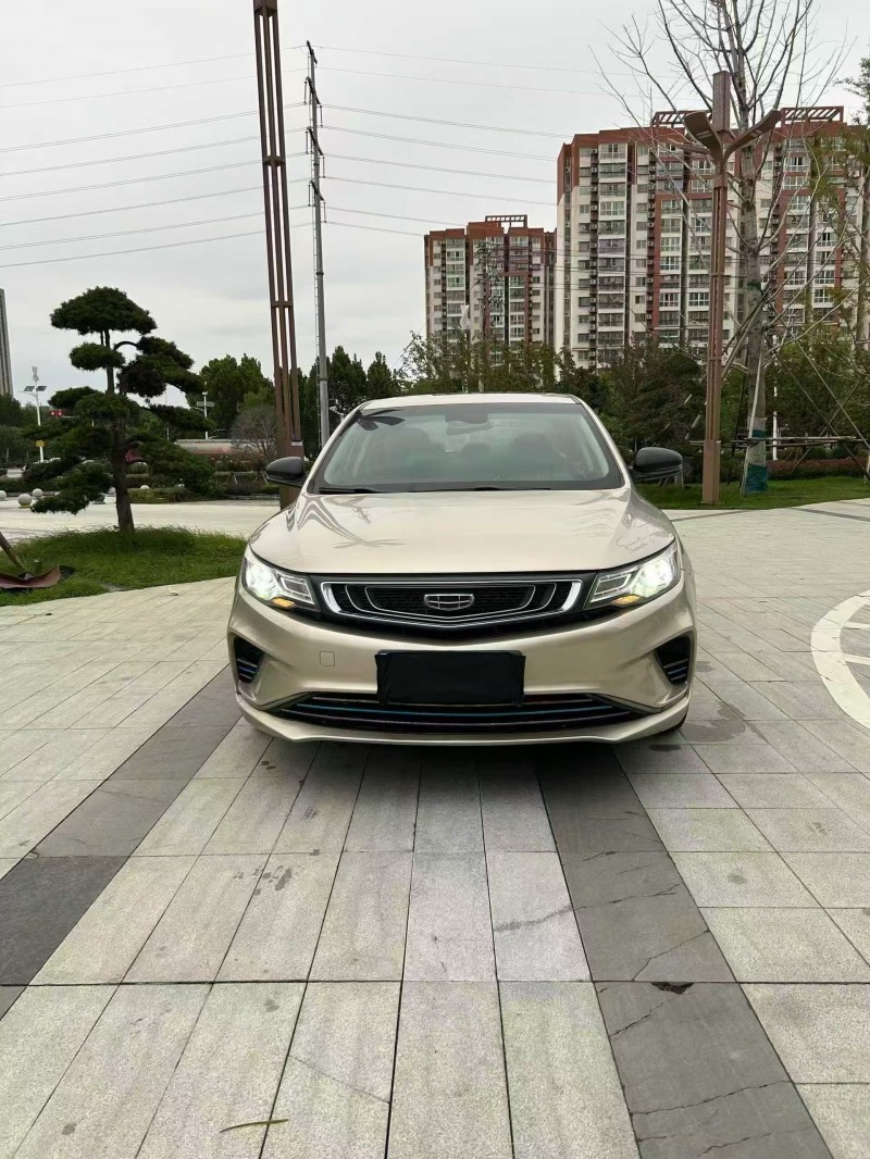 安阳19年吉利帝豪1