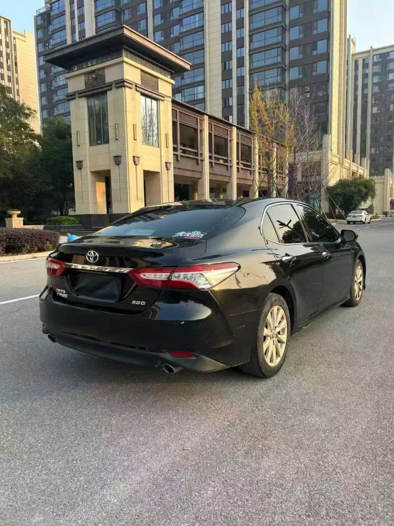 安阳18年丰田凯美瑞4