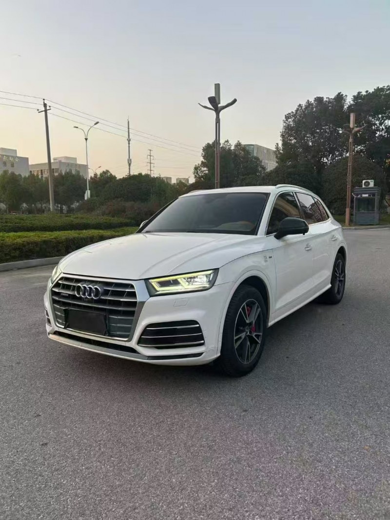 安阳19年奥迪Q52
