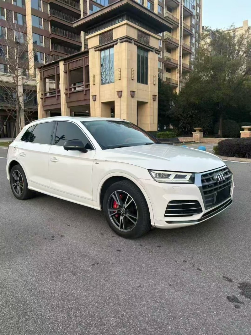 安阳19年奥迪Q57