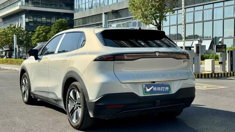 东莞25年长安汽车深蓝8