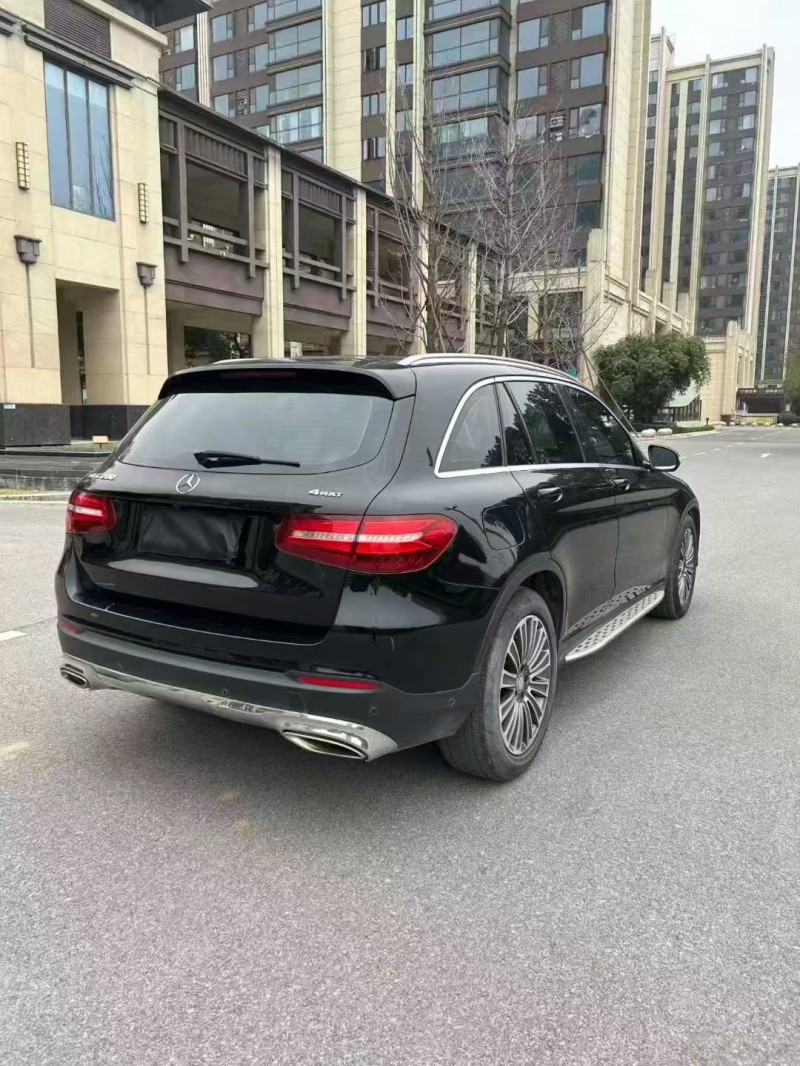 安阳17年奔驰GLC5