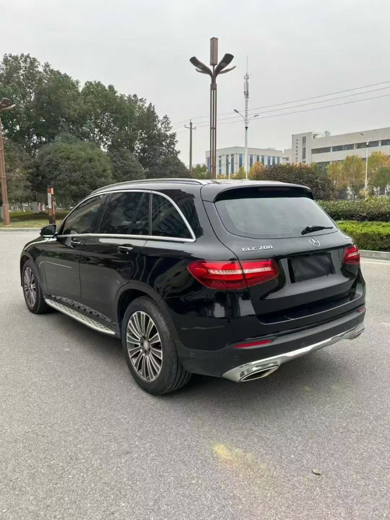 安阳17年奔驰GLC7