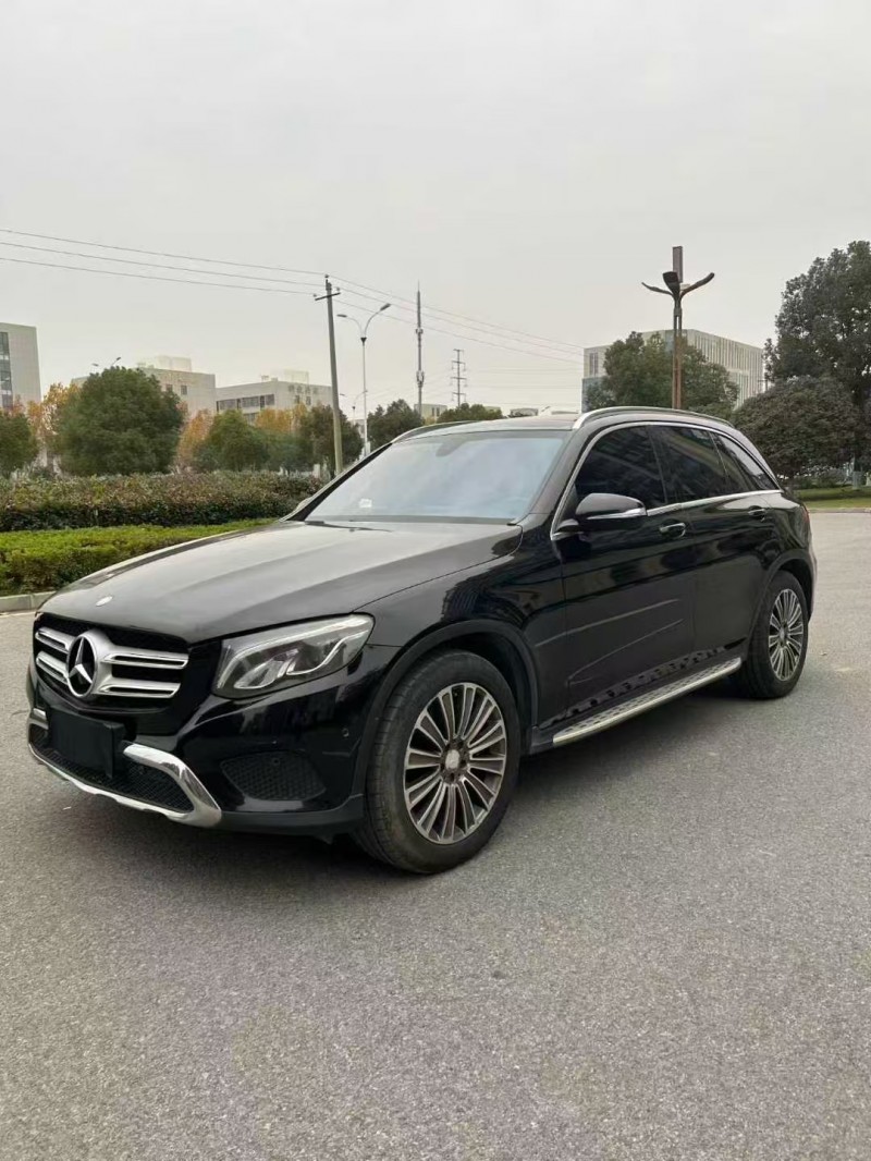 安阳17年奔驰GLC9