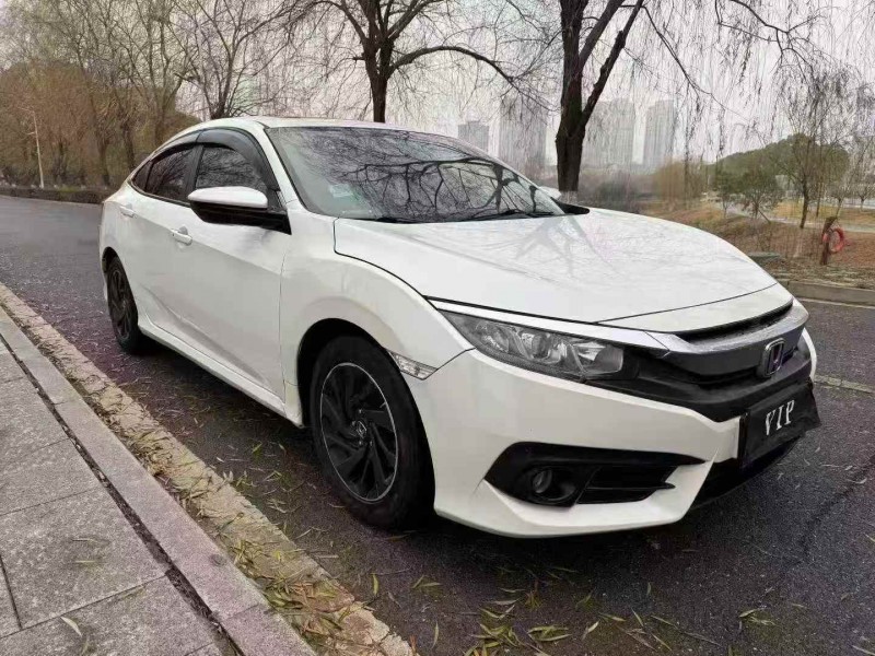 新余17年本田思域2