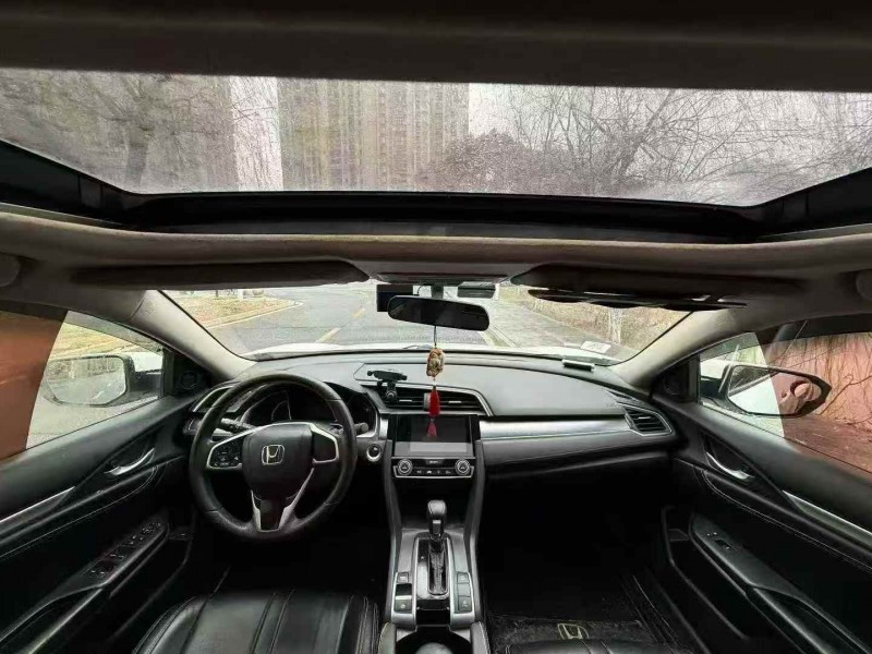 新余17年本田思域5