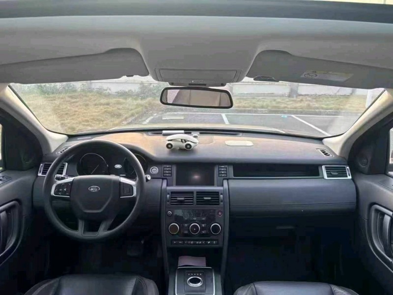 广州17年路虎发现神行8